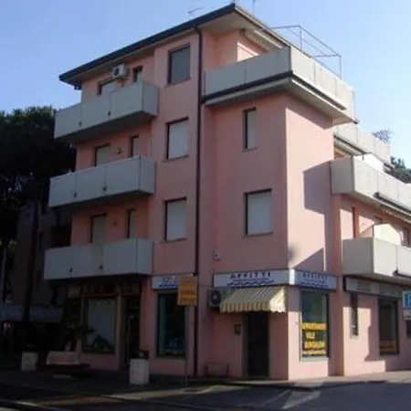 Familiar Flat In Apartamento *