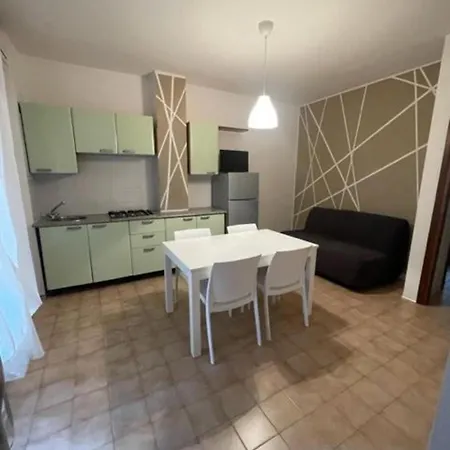 Familiar Flat In